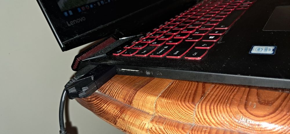 Lenovo Y700 15 isk