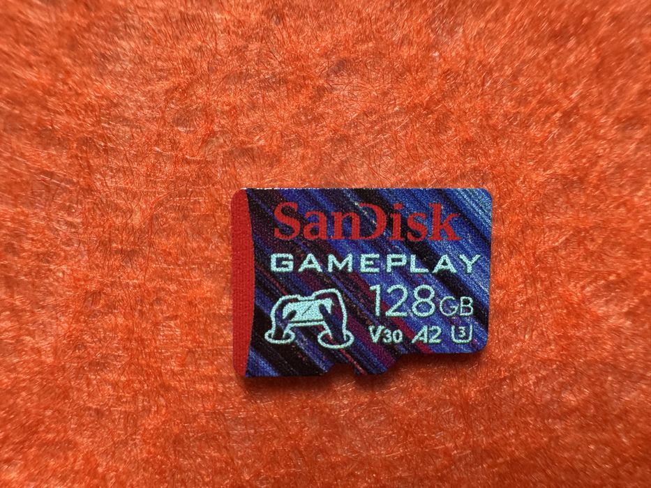 Drone DJI Mini 3 + Comando RC + 2 Baterias + Carregador + lentes Estoj