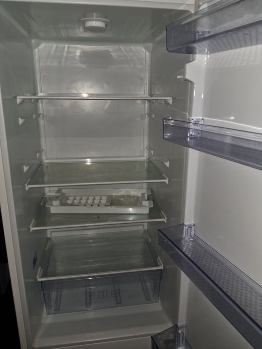 Холодильник Beco