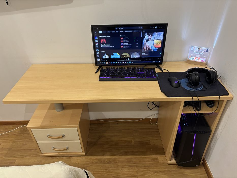 Vendo quarto completo ou Individual