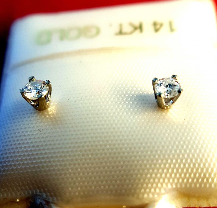 Kolczyki Białe Złoto 14K 585 sztyfty z brylantami 0.14 ct PROMOCJA