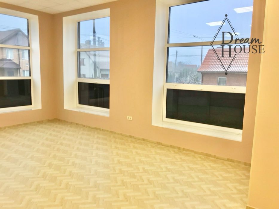 Продаж комерційного приміщення у новобудові