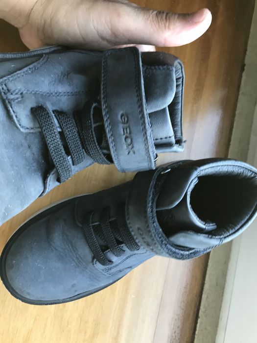 Botas prova agua geox n30 /Havaianas de menina n29/30