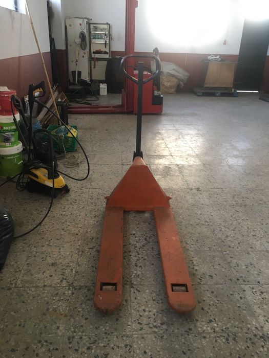 empilhador manual / porta-paletes