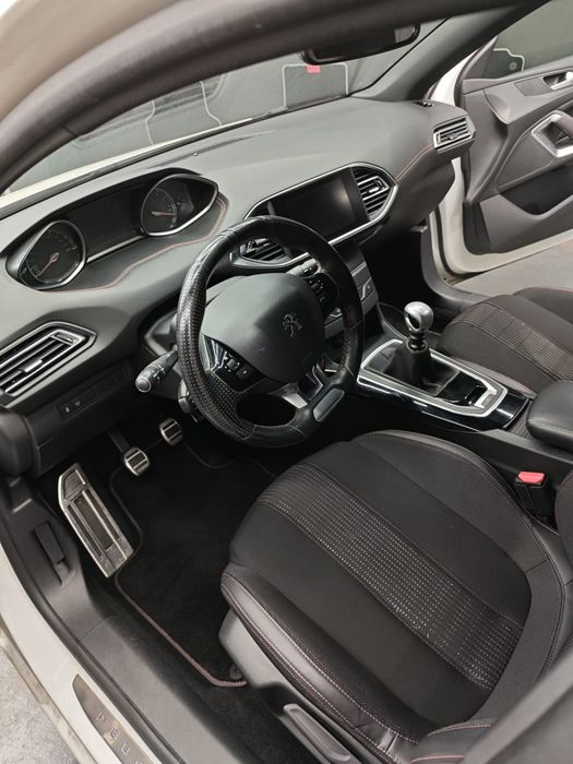 PEUGEOT 308 GT Line 1.2 PureTech 130cv