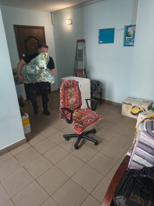 Вантажники Луцьк , Грузчики , Вантажні послуги , вантажні перевезення