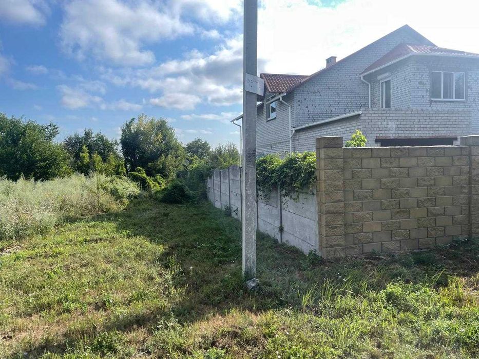 Продам участок в пос.Обуховка
