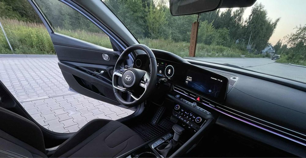 Samochod do ślubu  Hyundai Elantra CN 7 Executive