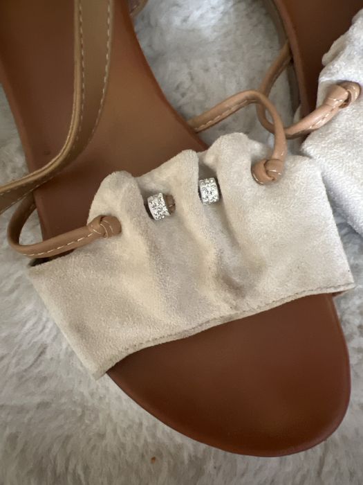 Sandały błyszczace kuleczki beżowe