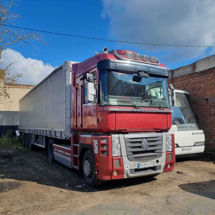 Renault Magnum 2010 року евро 5