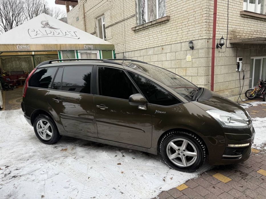 Citroen C4 Grand Picasso 2013 року