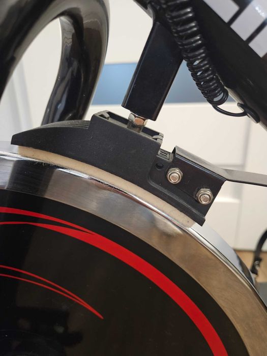 Rower stacjonarny spinningowy Hertz XR-110