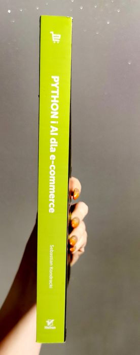 Python i Al dla e-commerce Helion Sebastian Kondracki