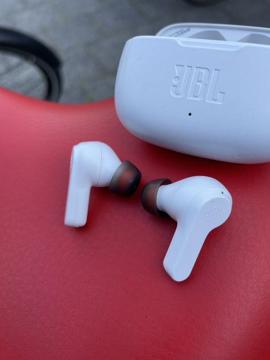 JBL 200TWS fones sem fio
