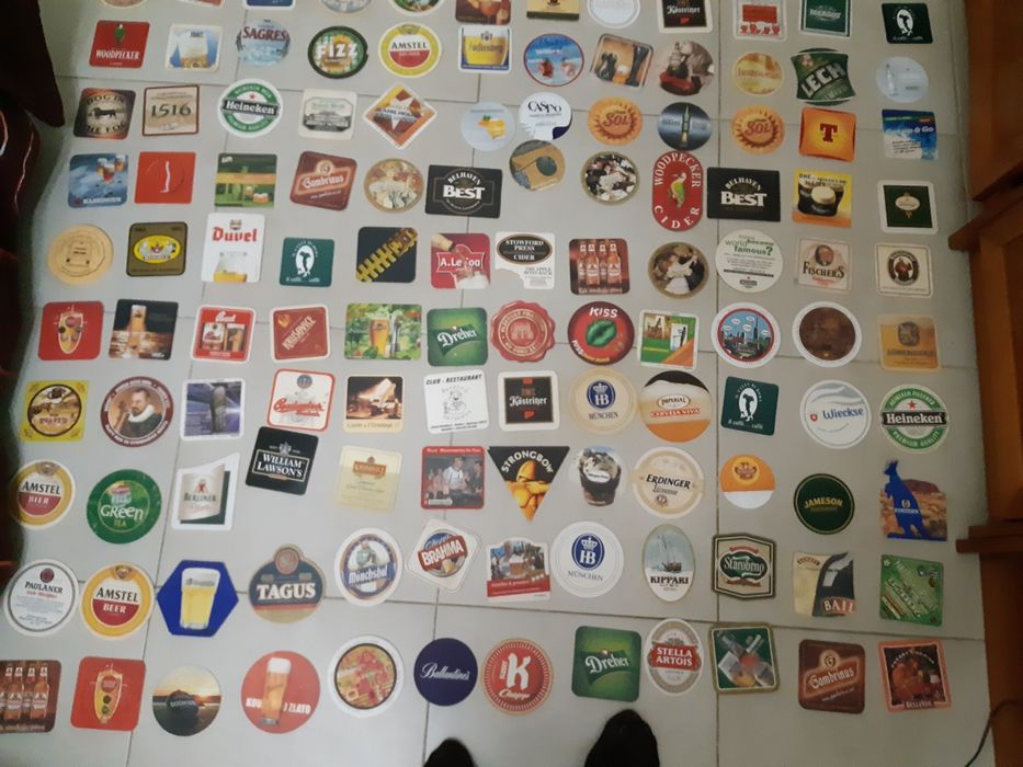 Coleção 500 bases copos antigas