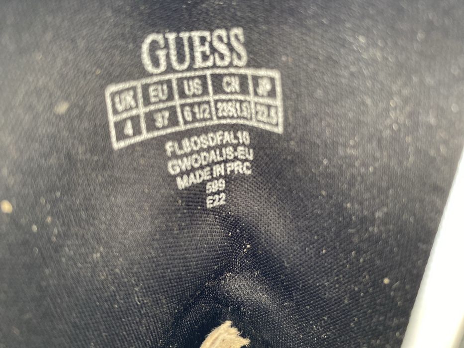 Botki Guess r 37