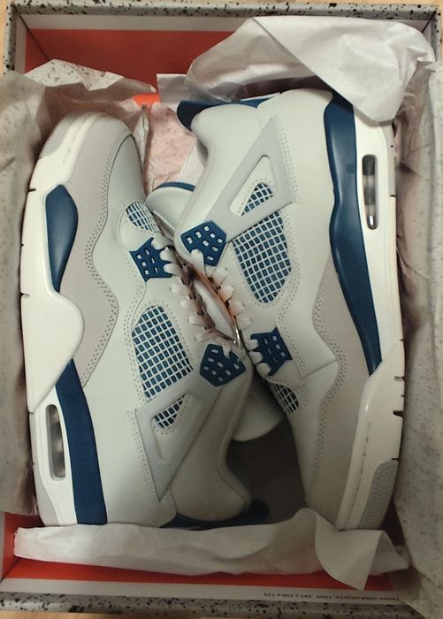 Jordan 4 military blue