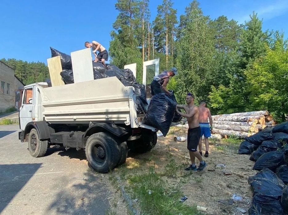 Вывоз мусора зил газон , грузчики , вывоз строительного мусора Харьков