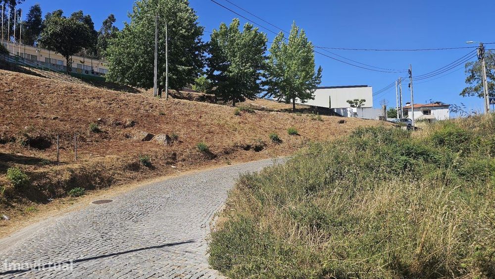 Terreno para Construção - Torrão - Marco de Canaveses — Alpendorada, Várzea E Torrão, Porto