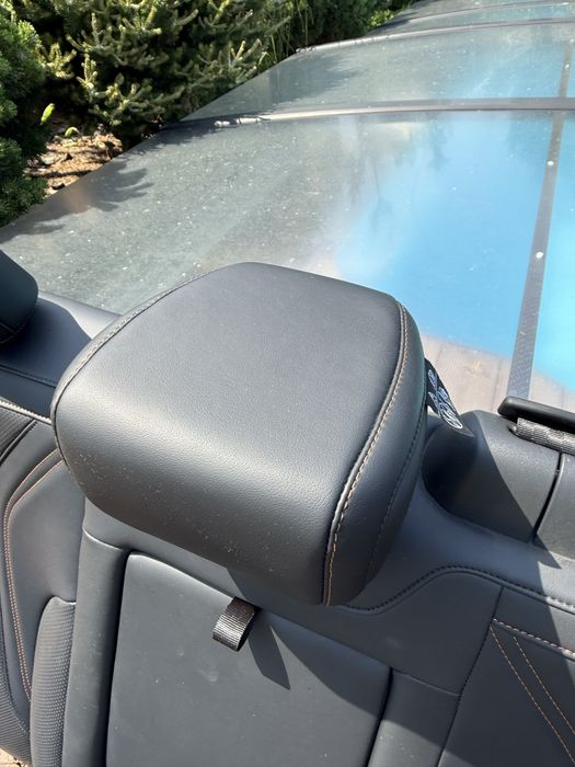 Салон сидіння на ford Mustang Mach-e