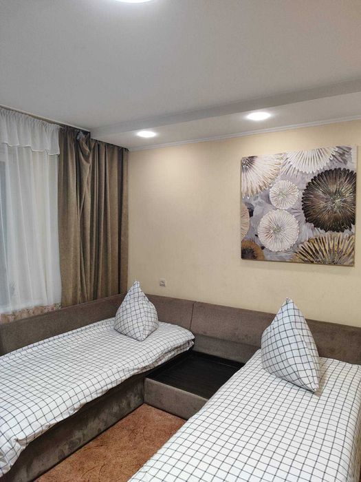 ПОДОБОВО 3 кім. Червоної Калини Довженка В.Шувар, Сихівська. Погодинно