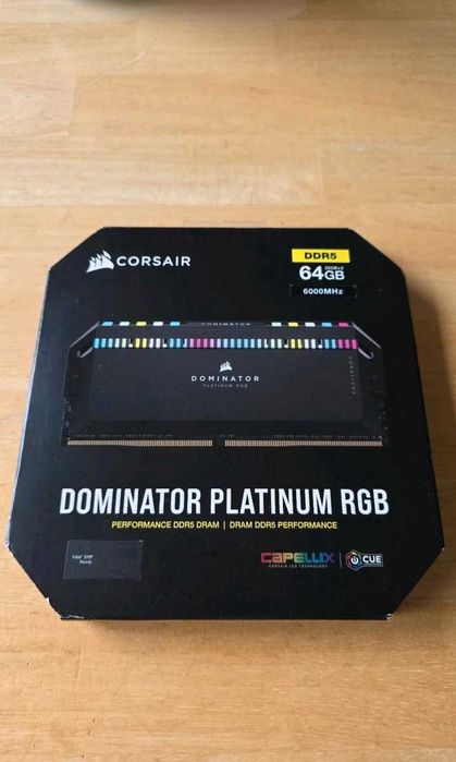 Pamięć RAM Corsair Dominator Platinum RGB DDR5 64GB 2x32GB 6000MHz CL30