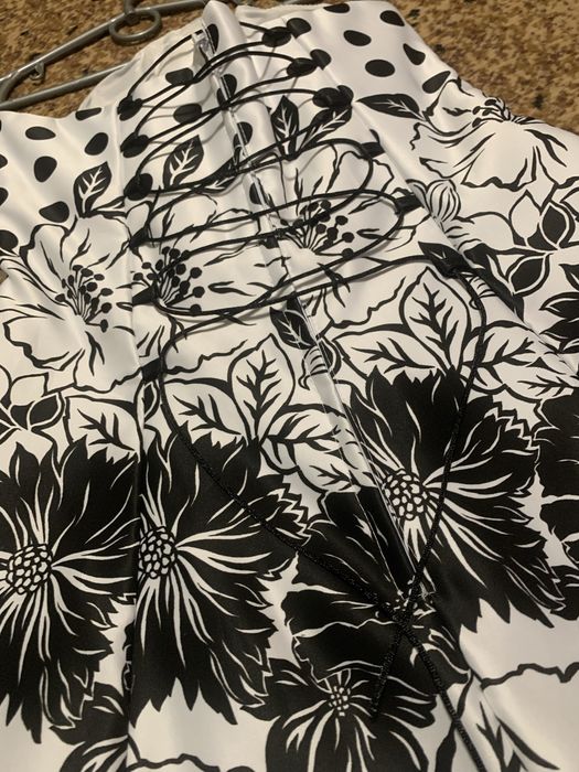 Святкова пишна сукня з корсетом та болеро для дівчинки на випускний