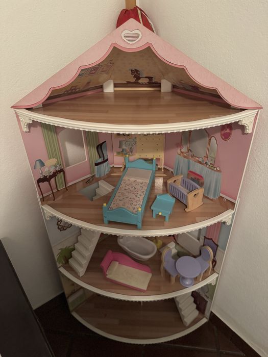 Casa de bonecas com acessorios - Imaginarium