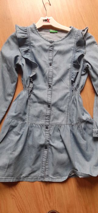 Sukienka dziewczęca jeansowa Benetton 128 cm JAK NOWA