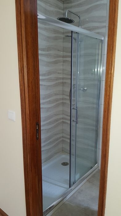 Quarto para alugar em  andar moradia  renovado