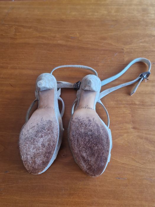 Sandálias de salto alto compensadas em couro genuíno "Bagatt"