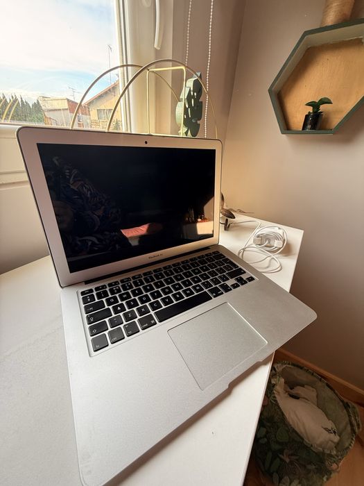 Apple macBook Air 13,3 cala