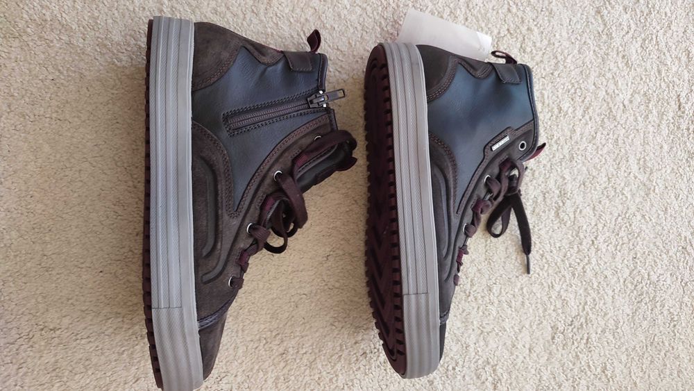 Geox buty dla chlopca nubuk wodoodporne Amphibiox Respira rozm 39