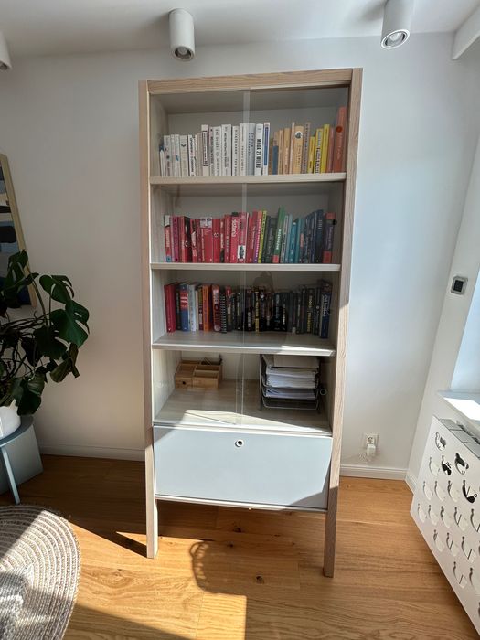 Witryna VOX spot young regał