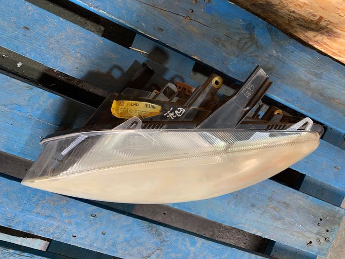 Farol Esquerdo Ford Focus C-Max