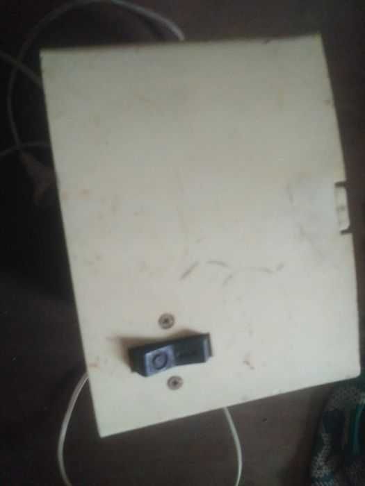 Двигатель на 220V:::180 W//Росинка
