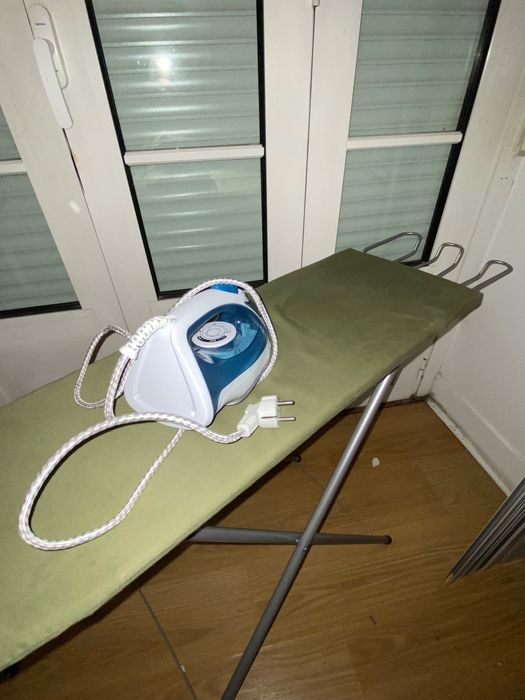 Ferro com Tábua de Engomar