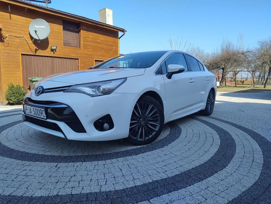 Toyota Avensis Toyota avensis 2.0 diesel manual 2017