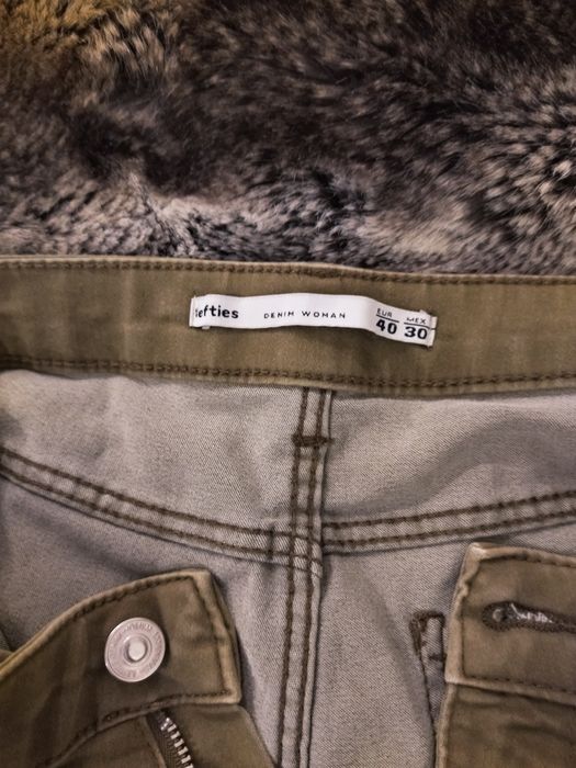 Calças verdes Lefties