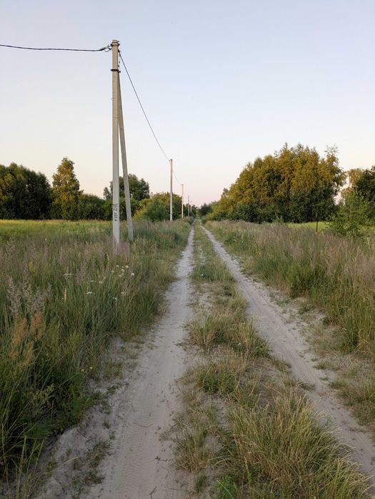 Земельна ділянка 10соток підключена електрика