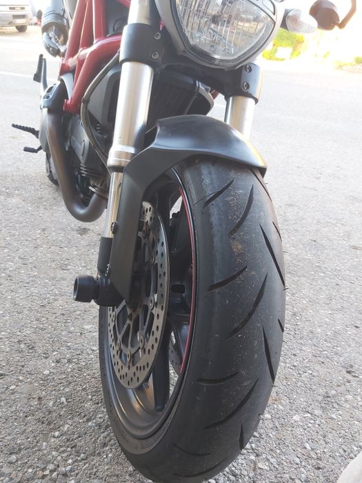 Ducati Monster 796 ABS