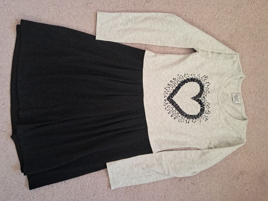 Платье на девочку Breezy,в отличном состоянии