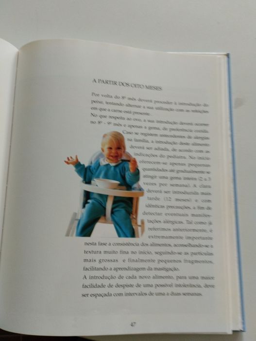 Livro sobre recém nascidos e a sua evolução
