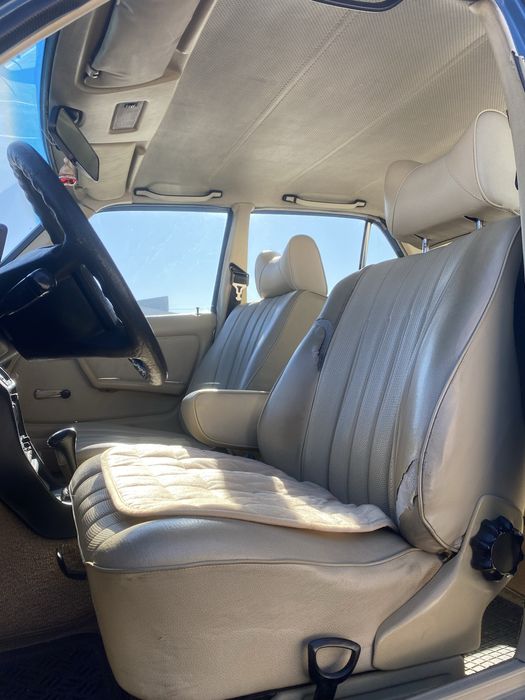 Mercedes-Benz W123 240D | caixa automática