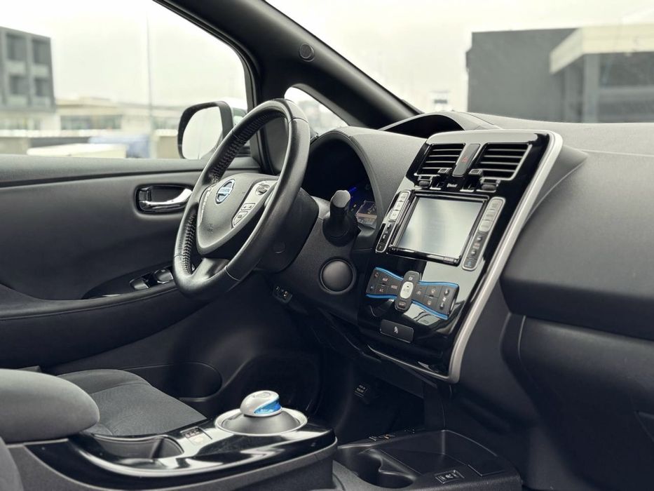 Nissan Leaf 24 kWh 11/12 Електро Авто
