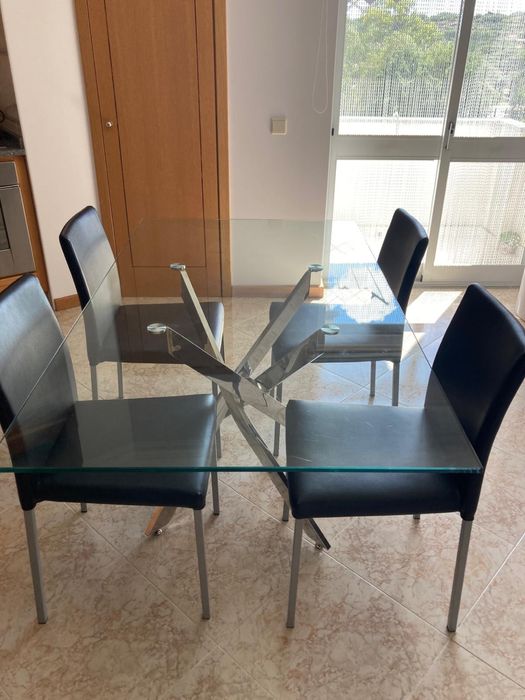Conjunto Mesa + Cadeiras