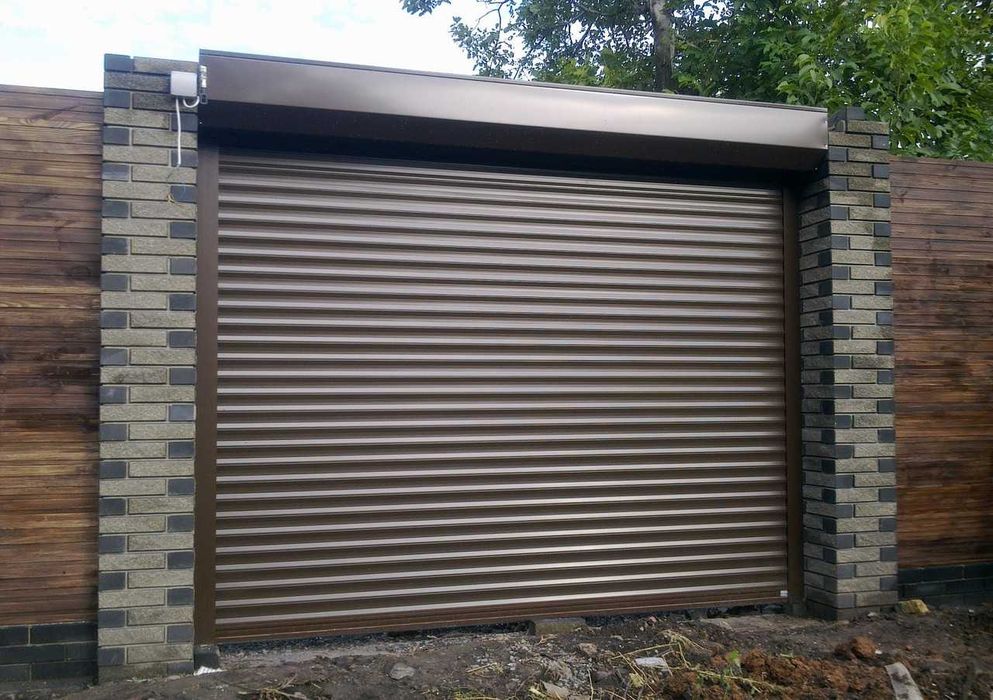 Секційні гаражні ворота. Секционные ворота на гараж. Заміри, монтаж