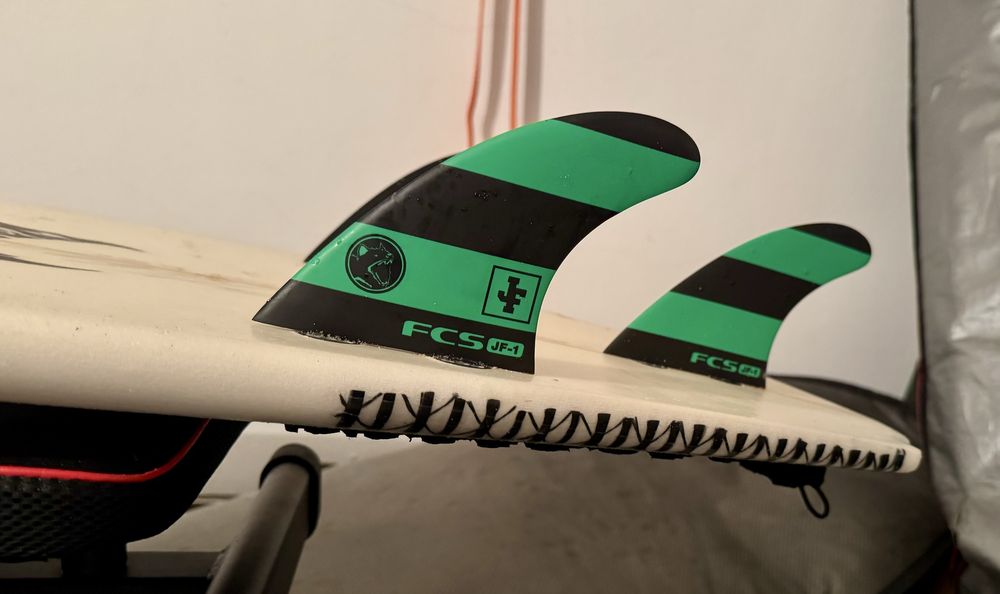 Prancha de Surf 5,10 Lost  + Quilhas FCS II glass jf-1