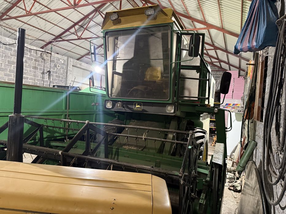 Kombajn John Deere 1055 6 Cylindrów Kabina Sieczkarnia Superr Stan