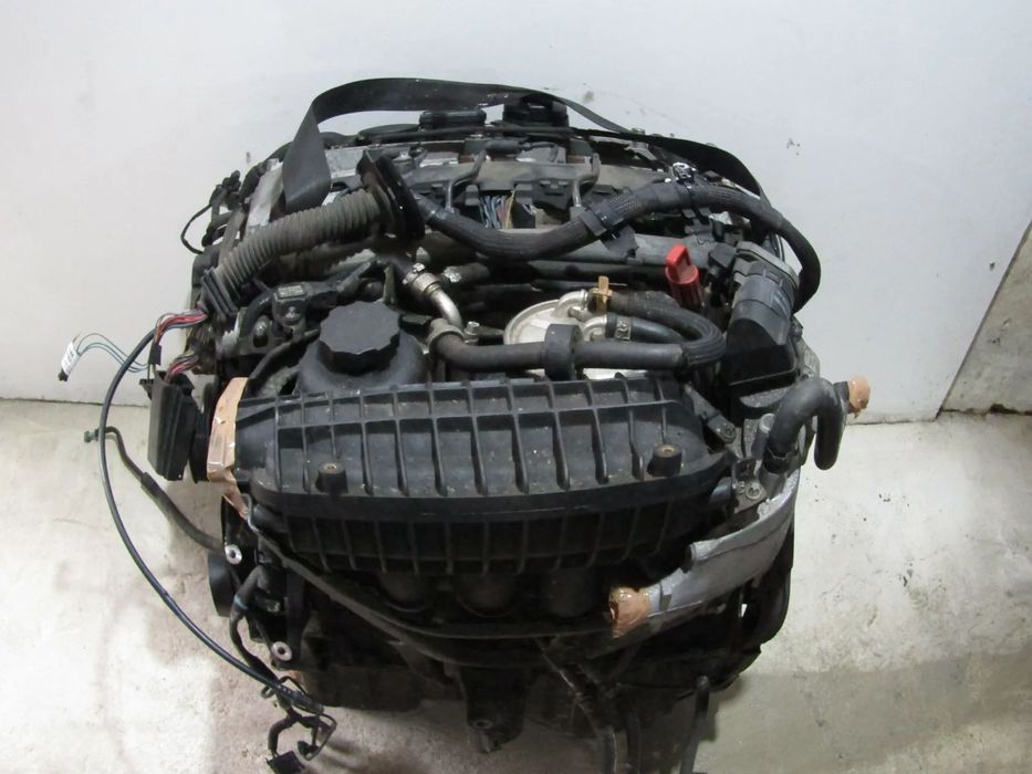 Motor Mercedes C/E com referencia 646961